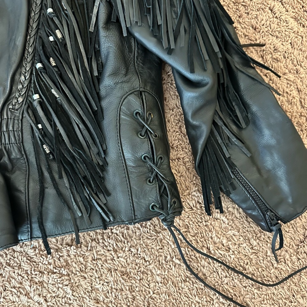 Women's Vintage 90's Leather Motorcycle Jacket w/ Fringe and Rose Inset | Size L - Picture 5 of 5